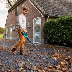 VONROC Accu Bladblazer – VPower 20V – 2 Standen – Max. Blaassnelheid 190km/u – Incl. 4.0Ah Accu En Sneloplader 8 VONROC Accu Bladblazer – VPower 20V – 2 Standen – Max. Blaassnelheid 190km/u – Incl. 4.0Ah Accu En Sneloplader -Tuingereedschap Winkel 1200x1200