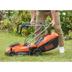 Black & Decker BLACK+DECKER BCMW3318N-XJ Grasmaaier - 18V - 33cm - Excl. Accu & Lader 24 Black & Decker BLACK+DECKER BCMW3318N-XJ Grasmaaier - 18V - 33cm - Excl. Accu & Lader -Tuingereedschap Winkel 1200x1200 386