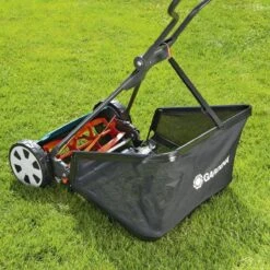 GARDENA - Kooimesmaaier 400 - Grasmaaier - Maaibreedte 40 Cm - Gazons Tot Ca. 200m² 12 GARDENA - Kooimesmaaier 400 - Grasmaaier - Maaibreedte 40 Cm - Gazons Tot Ca. 200m² -Tuingereedschap Winkel 1200x1200 404