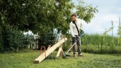 Bosch AFS 23-37 Bosmaaier - 950 W - Op Snoer - Incl. Mes En Draad 13 Bosch AFS 23-37 Bosmaaier - 950 W - Op Snoer - Incl. Mes En Draad -Tuingereedschap Winkel 1200x675 26