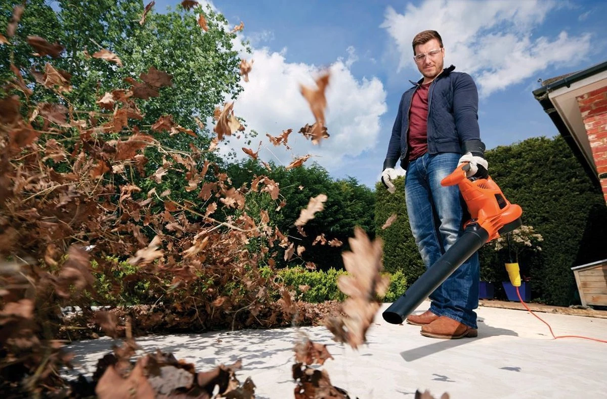 Black & Decker BLACK+DECKER GW3030-QS Bladblazer - 3000W - 50L Opvangbak - 16:1 Volumereductie 11 Black & Decker BLACK+DECKER GW3030-QS Bladblazer - 3000W - 50L Opvangbak - 16:1 Volumereductie - Afbeelding 11