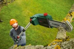 Bosch UniversalHedgePole 18 Heggenschaar Op Steel - Met 18 V Accu En Lader -Tuingereedschap Winkel 1200x800 142