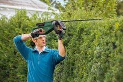 Bosch UniversalHedgeCut 18-55 Heggenschaar - Zonder 18V Accu En Oplader -Tuingereedschap Winkel 1200x800 159