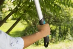 GARDENA - EasyCut 680 B - Takkenschaar - 42mm -Tuingereedschap Winkel 1200x800 165