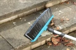 GARDENA Combi System Straatbezem - Aanbevolen Steellengte 130-150 Cm 19 GARDENA Combi System Straatbezem - Aanbevolen Steellengte 130-150 Cm -Tuingereedschap Winkel 1200x800 287