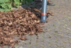 WOLF-Garten Elektrische Bladblazer LBV 2600 E - Motor 2600 Watt - Opvangzak 50 Liter - Reductie Ratio 10:1 23 WOLF-Garten Elektrische Bladblazer LBV 2600 E - Motor 2600 Watt - Opvangzak 50 Liter - Reductie Ratio 10:1 -Tuingereedschap Winkel 1200x805