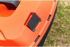 Black & Decker BLACK+DECKER BCMW3318N-XJ Grasmaaier - 18V - 33cm - Excl. Accu & Lader 26 Black & Decker BLACK+DECKER BCMW3318N-XJ Grasmaaier - 18V - 33cm - Excl. Accu & Lader -Tuingereedschap Winkel 1200x811