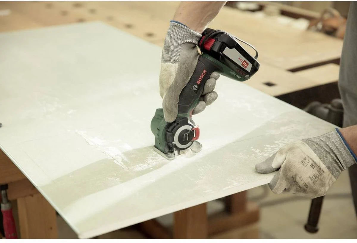 Bosch Advancedcut 18 Minikettingzaag - Zonder 18 V Accu En Lader 3 Bosch Advancedcut 18 Minikettingzaag - Zonder 18 V Accu En Lader - Afbeelding 3