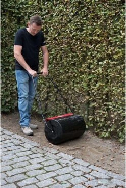 Kreator KRTGR9101 Tuinwals - 50 Cm Werkbreedte 10 Kreator KRTGR9101 Tuinwals - 50 Cm Werkbreedte -Tuingereedschap Winkel 803x1200 2